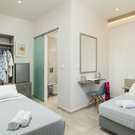 Stefanie Studios Agia Marina  Luaran gambar