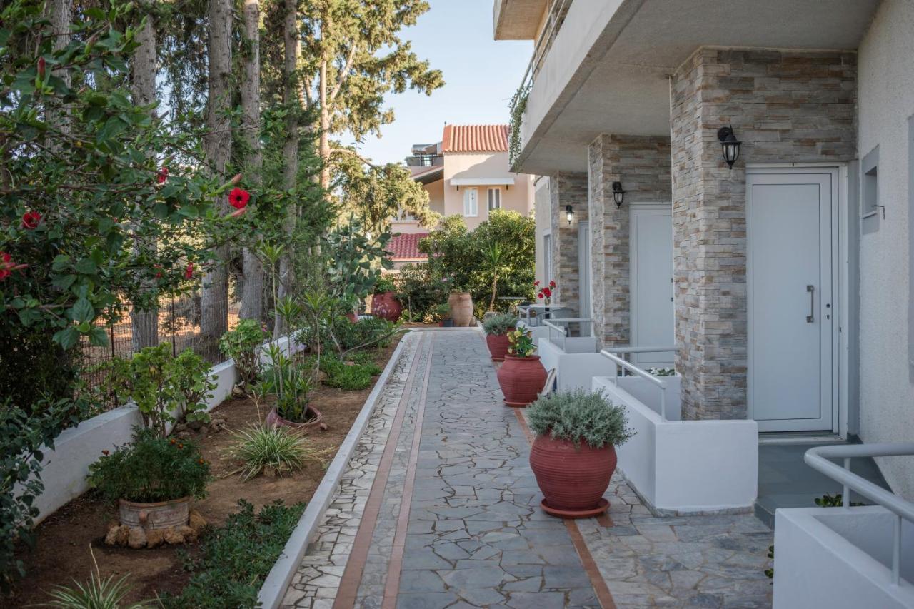 Stefanie Studios Agia Marina  Luaran gambar