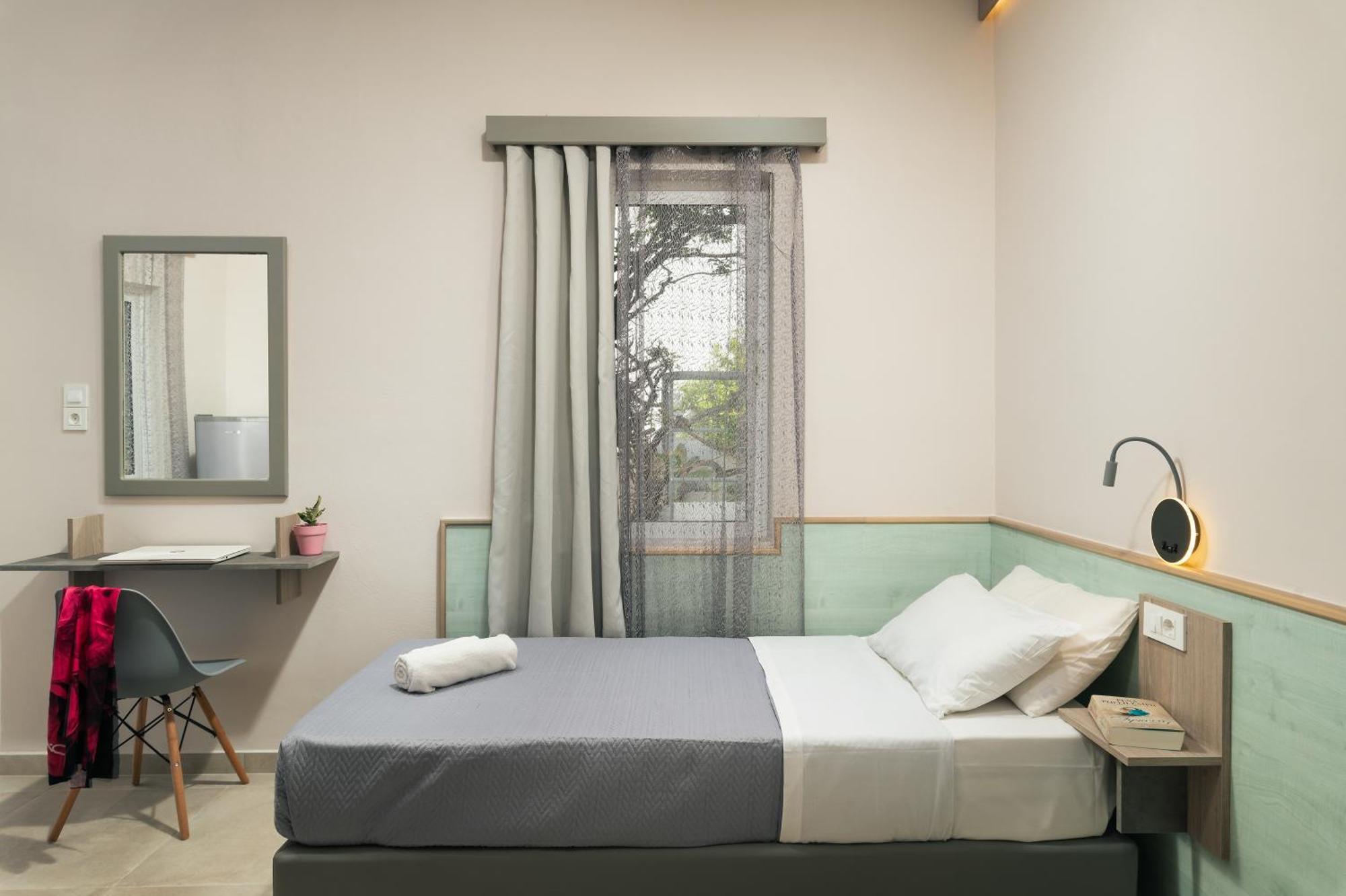 Stefanie Studios Agia Marina  Luaran gambar