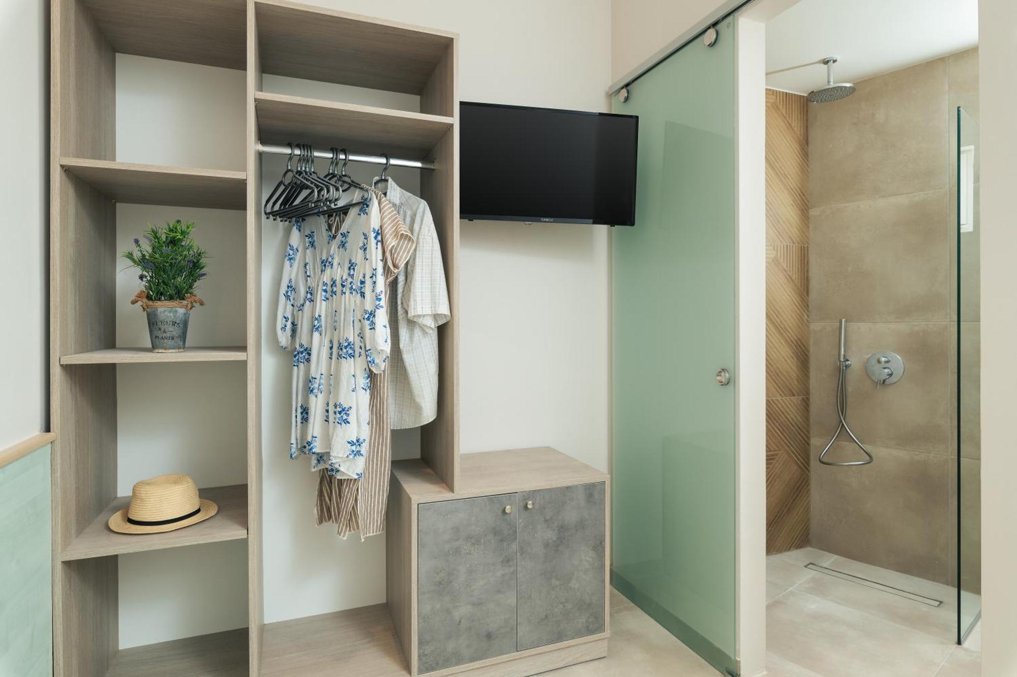 Stefanie Studios Agia Marina  Luaran gambar
